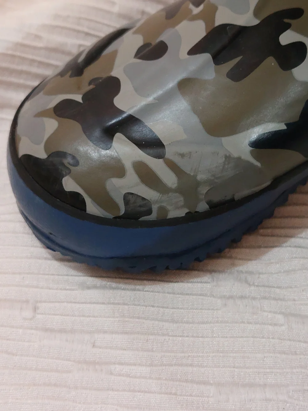 Bogs Kids' Camo Waterproof Rain Boots - Blue & Green Size 9
